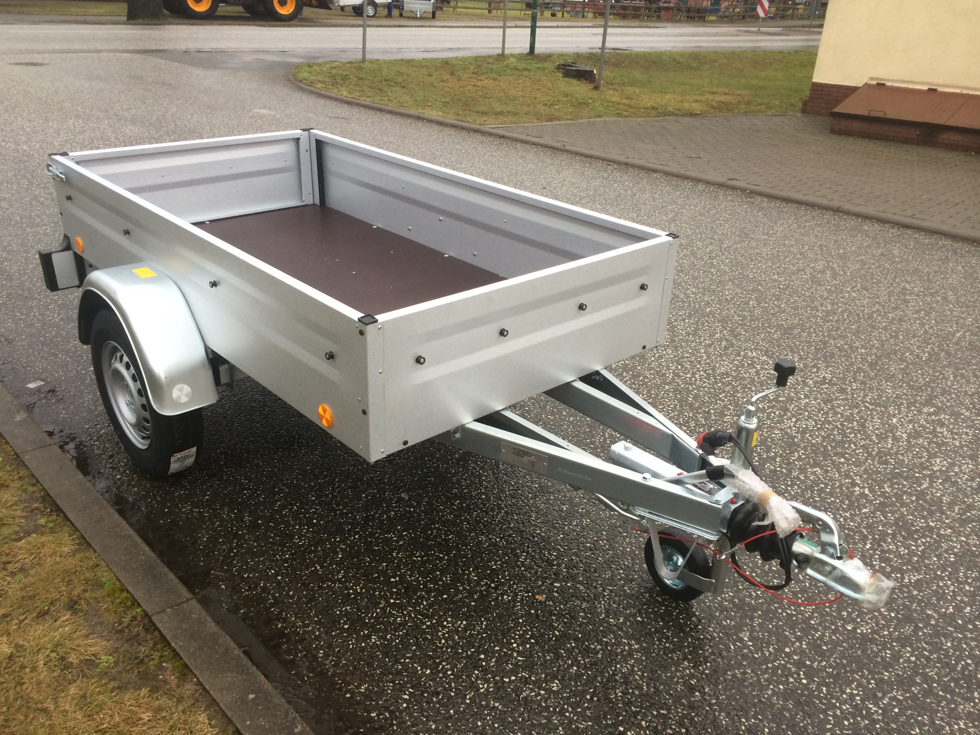 488 TPV Kastenanhänger TL-EB2 gebremst 1000kg