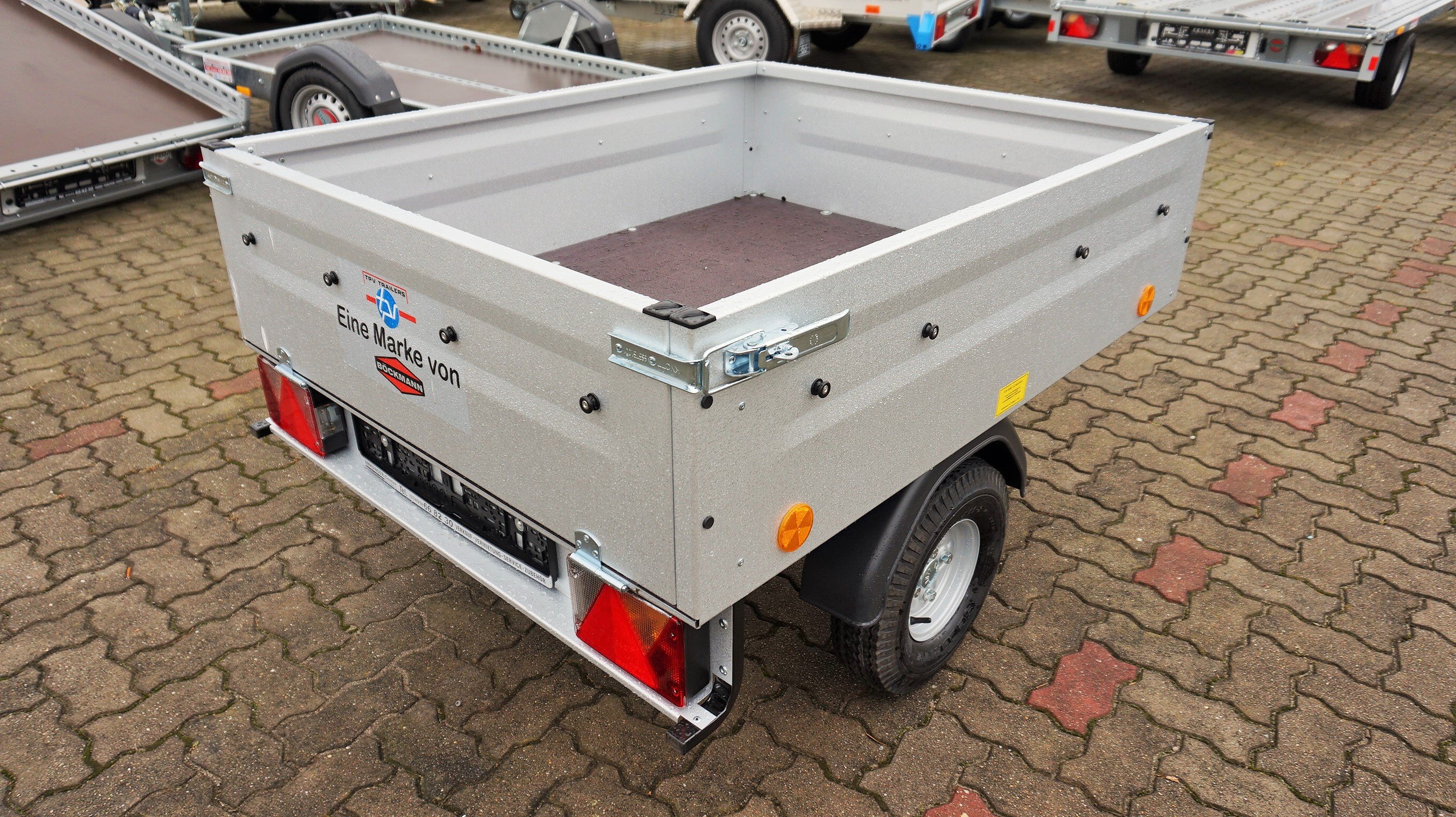 TPV_HL-EU0 HL-EU0 Kastenanhänger TPV 1325mm x 1075mm
