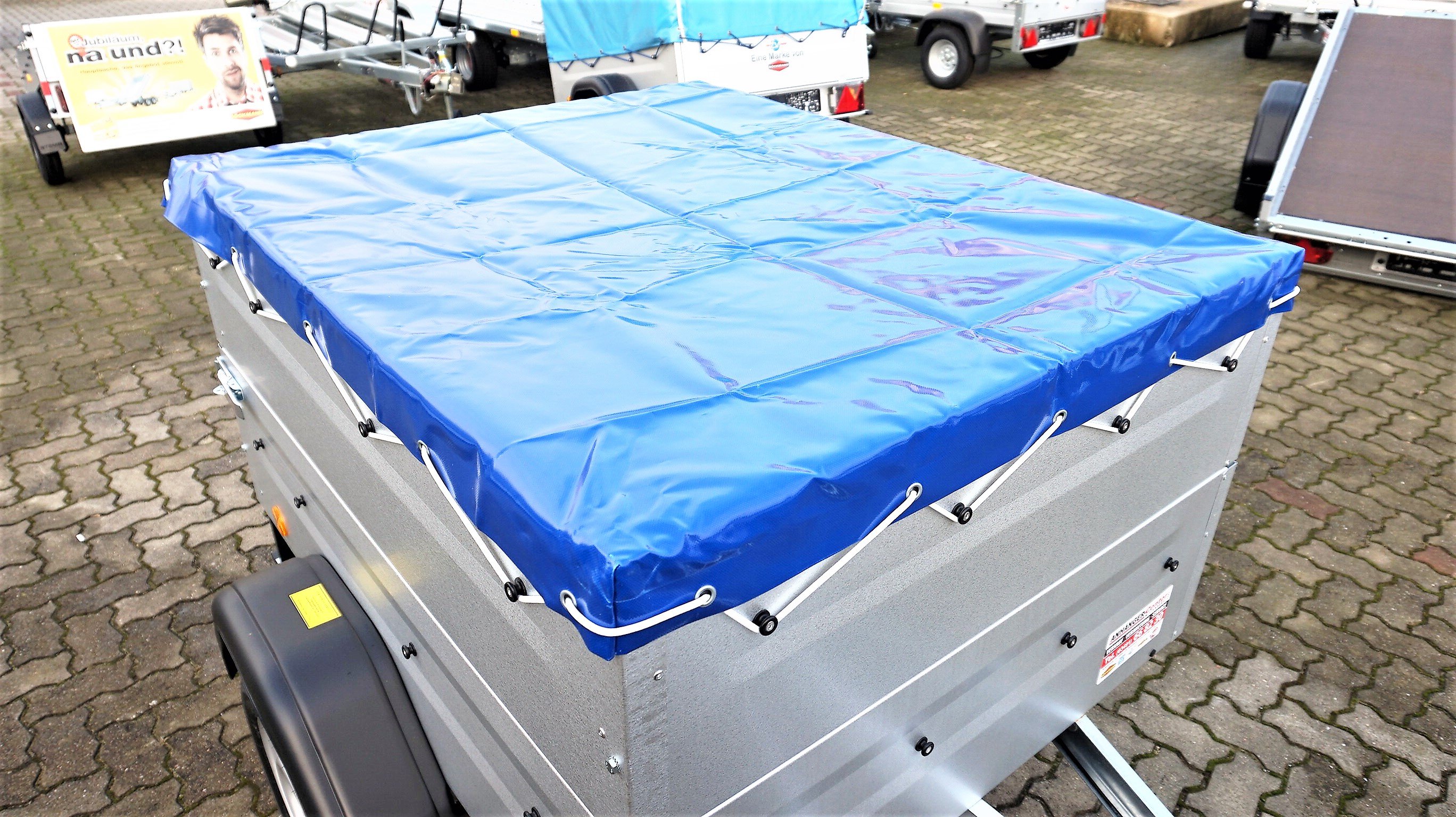 Flachplane TPV Anhänger EU0 in Blau