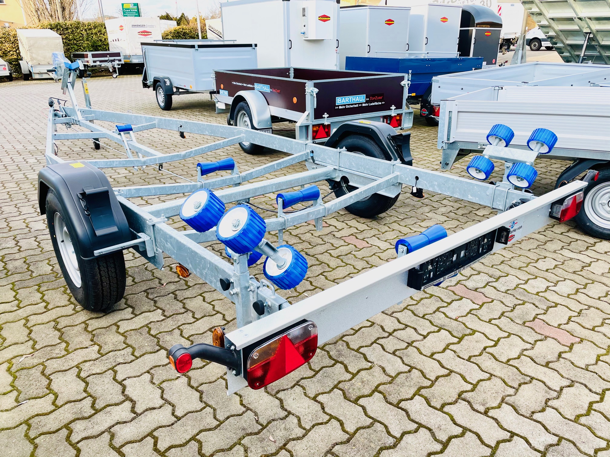 TPV-BA-1800-Bootsanhanger-4 BA 1800-R Bootsanhänger 1800 kg mit Rollenauflage