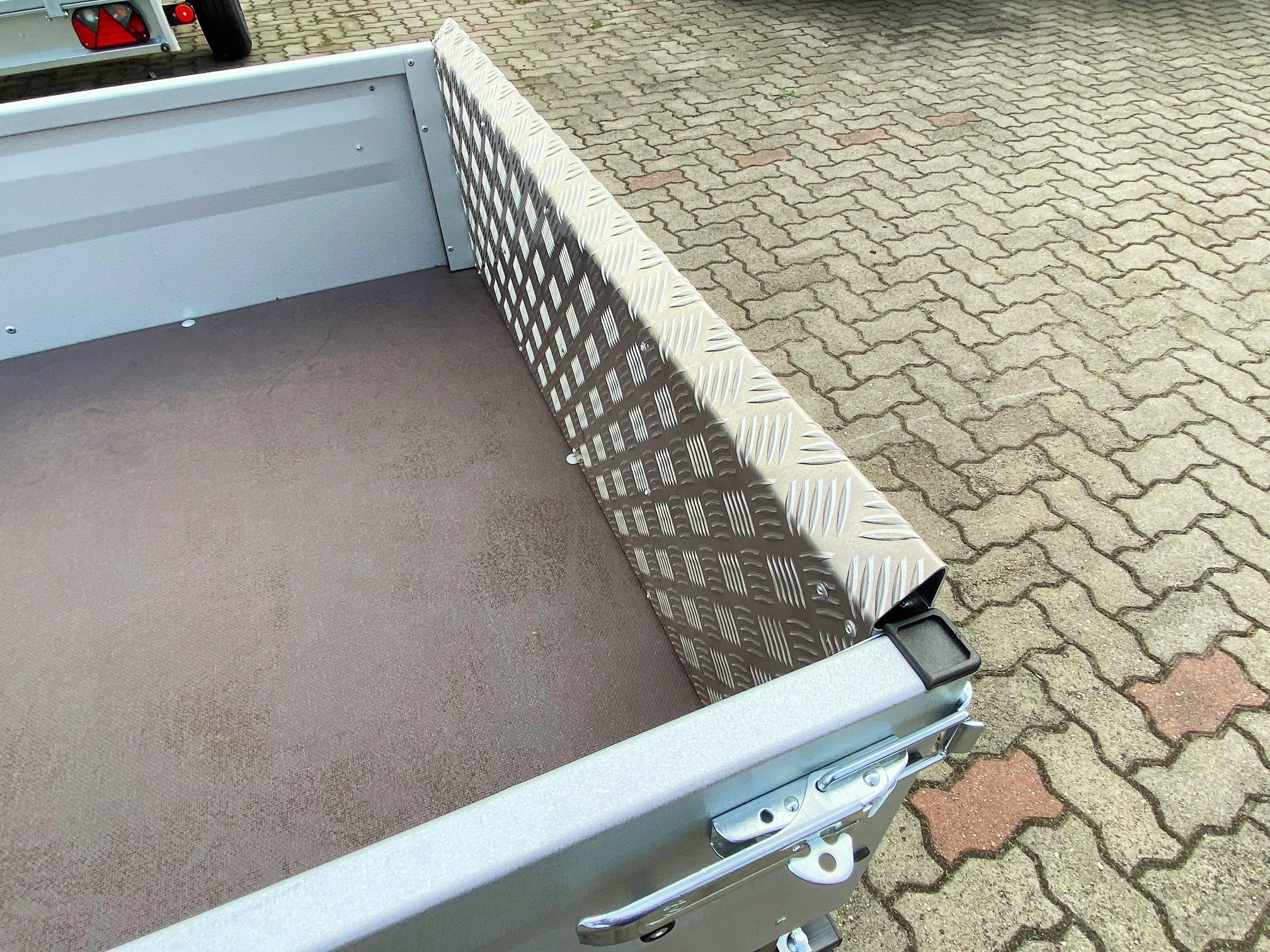 rk-eu2-ligt-tpv-kippbarer-kastenanhanger-1 TPV RK-EU-2-K light kippbarer Kastenanhänger
