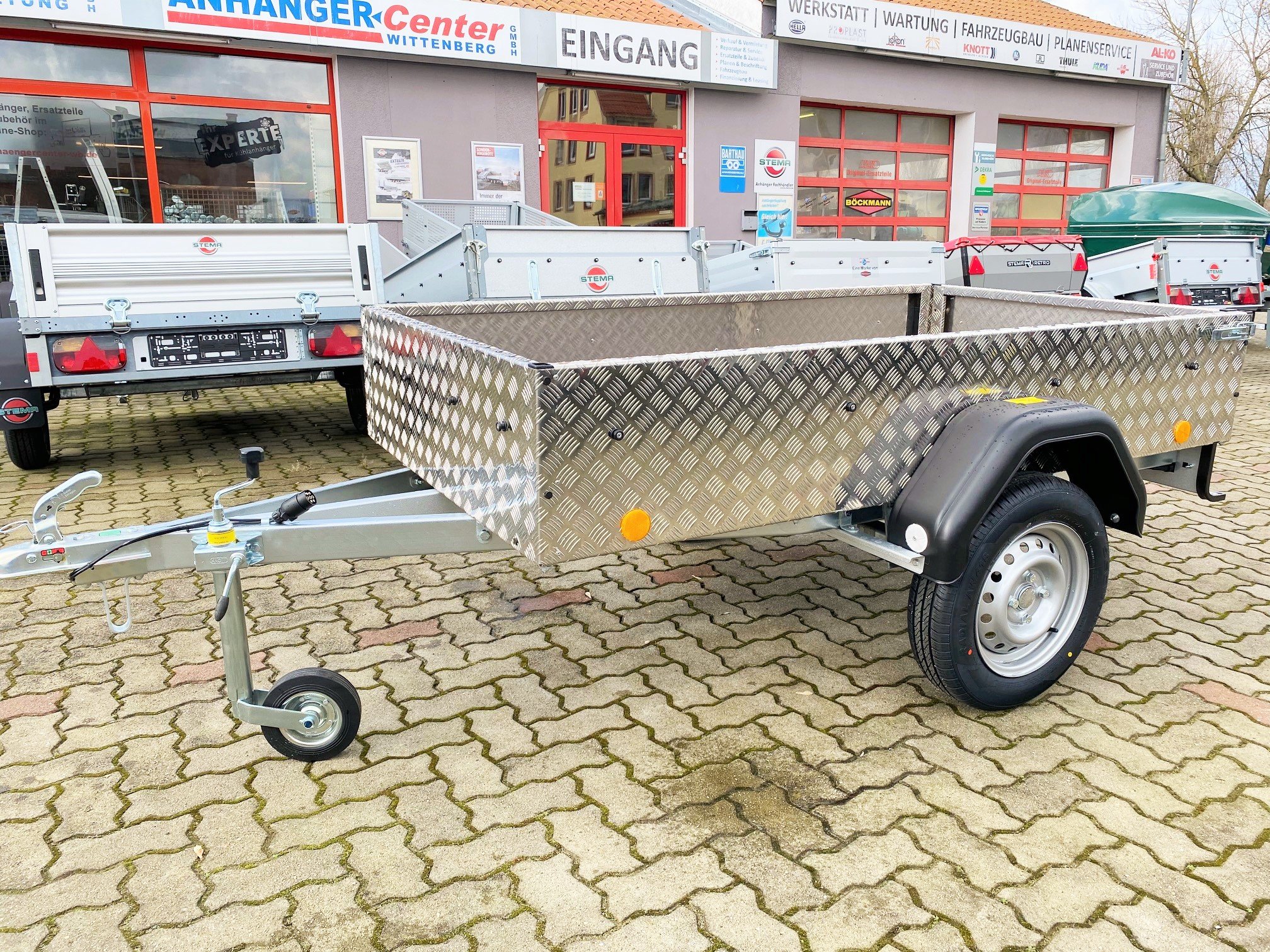 TL-EU2 AR 750kg TPV Kastenanhänger in Alu Riffelblech