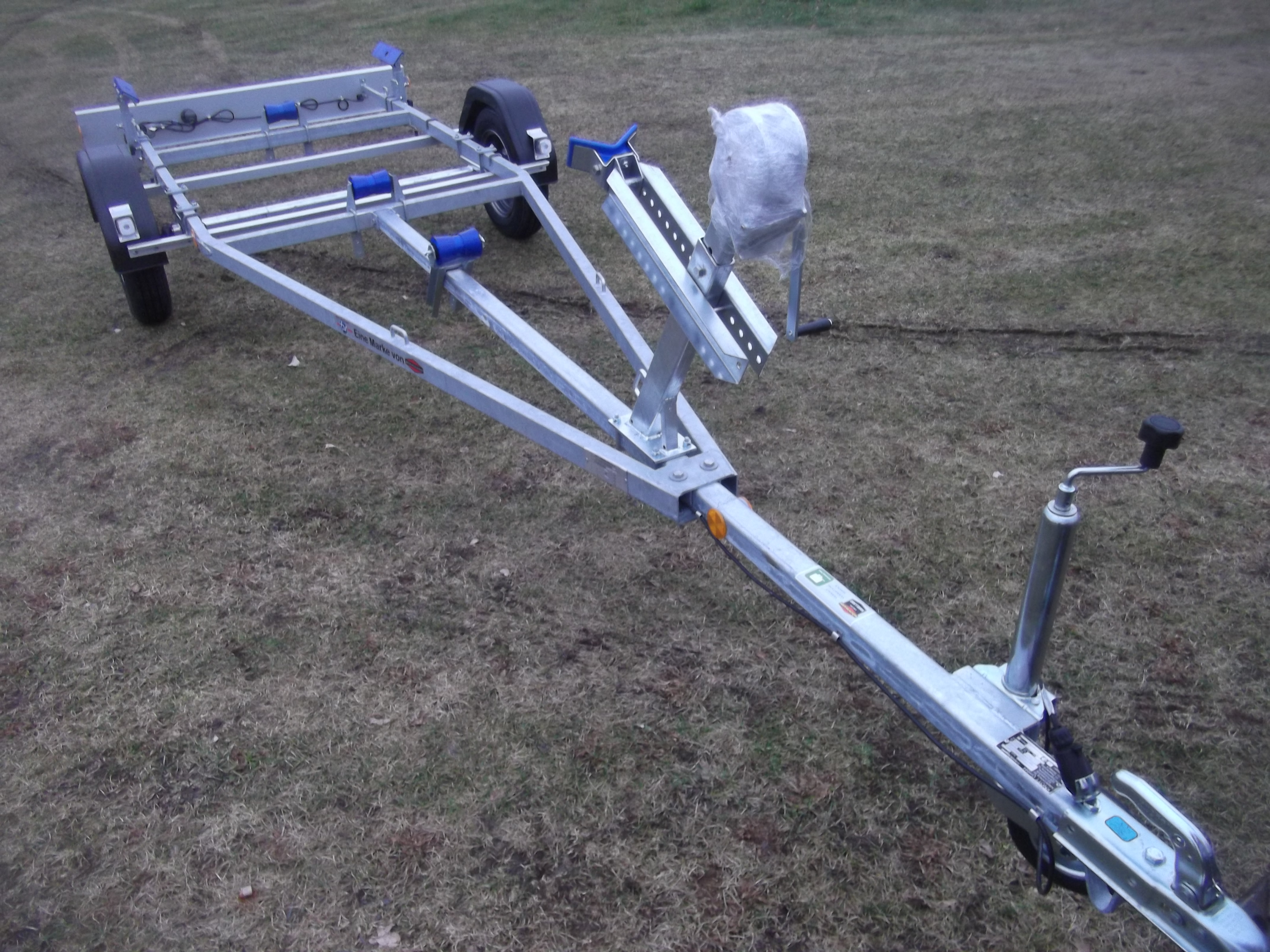 DSCF2828 BA 750-L Bootsanhänger 750kg mit Langauflagen